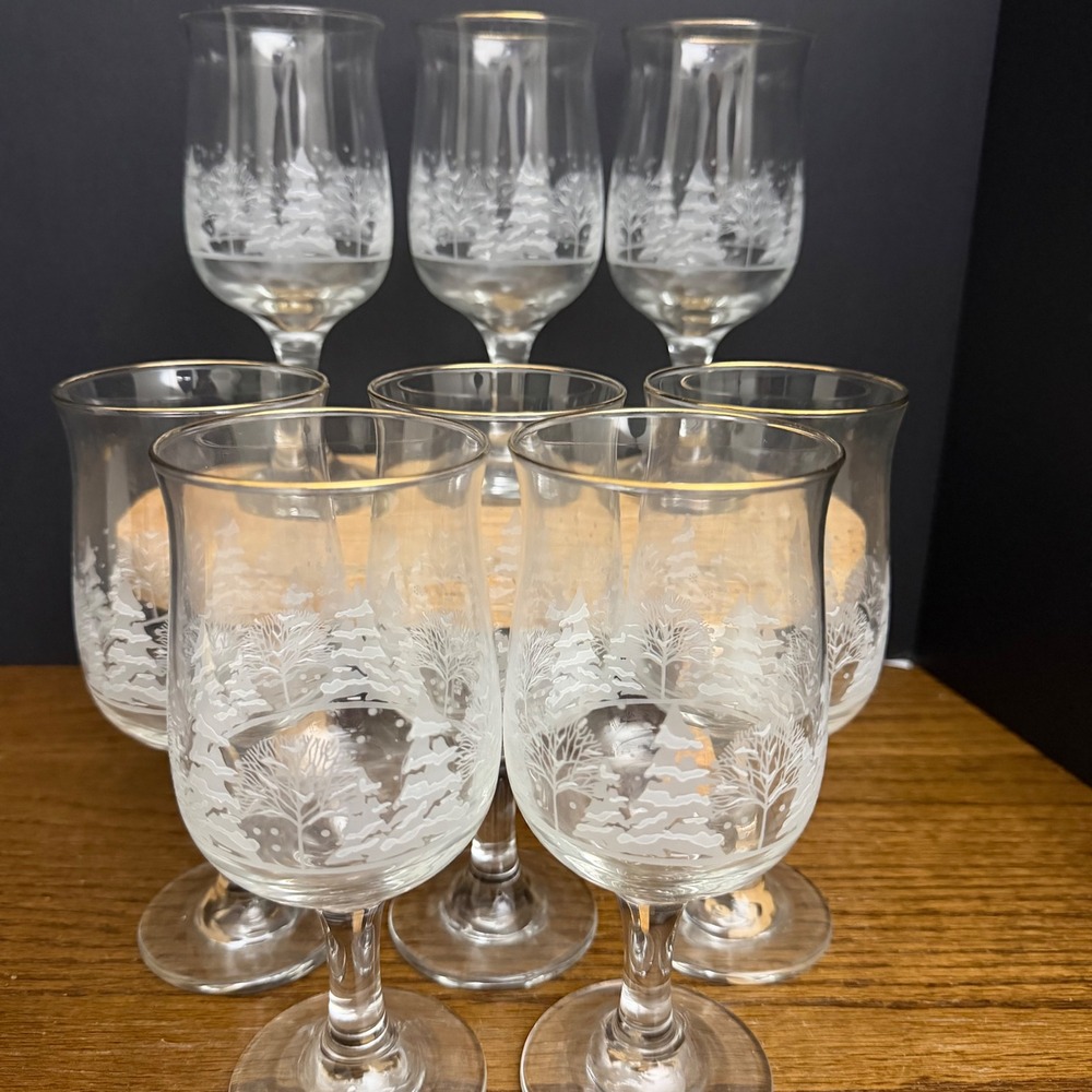 Libbey Winter Wonderland Wine Glasses‎ Set of 8 Gold Rim Christmas Barware